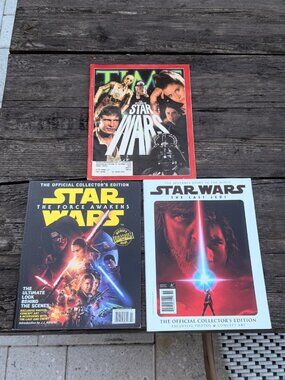 Star Wars The Force Awakens Collector’s Edition The Last Jedi Souvenir Guide LOT
